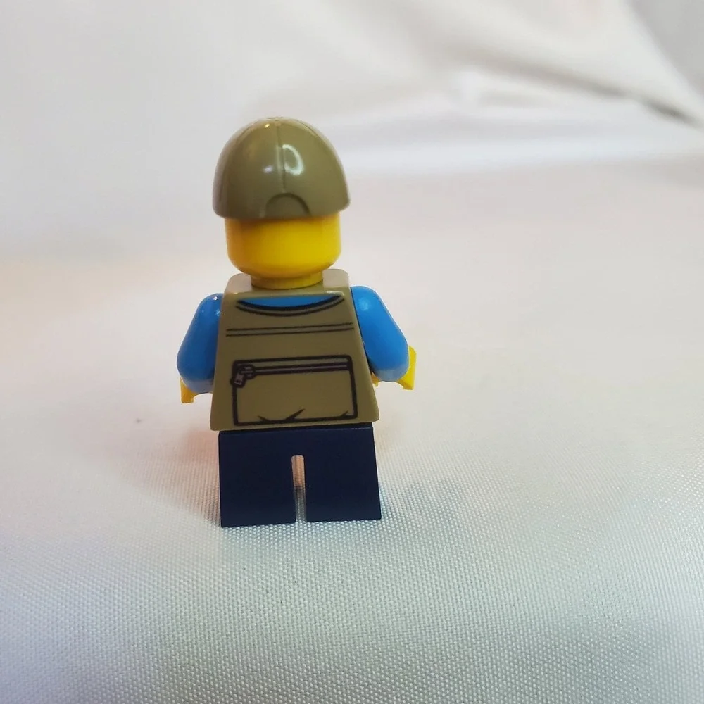 Lego City Camper Boy / Child minifig Minifgure Hat